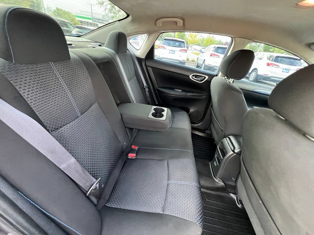 Used 2018 Nissan Sentra SR w/ Electronics Package FWD image 24