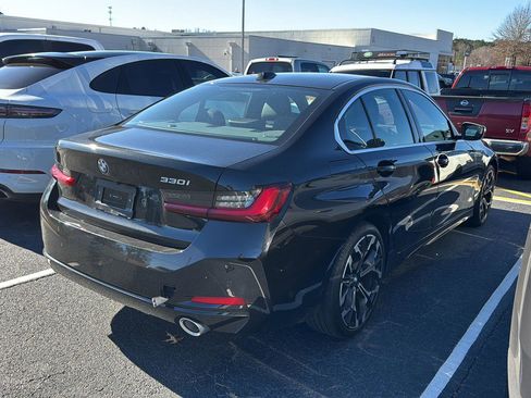 Used 2025 BMW 330i Sedan image 5