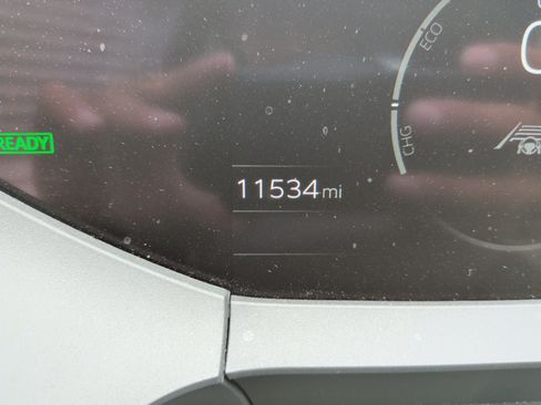 Used 2024 Toyota Prius XLE FWD image 22