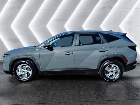 Used 2024 Hyundai Tucson SE image 2