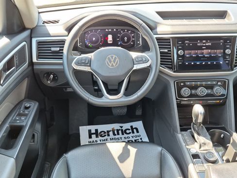 Used 2023 Volkswagen Atlas SE AWD/4WD image 10