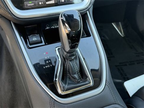 Used 2024 Subaru Legacy Limited image 22