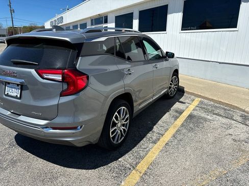 Used 2023 GMC Terrain Denali AWD/4WD image 3