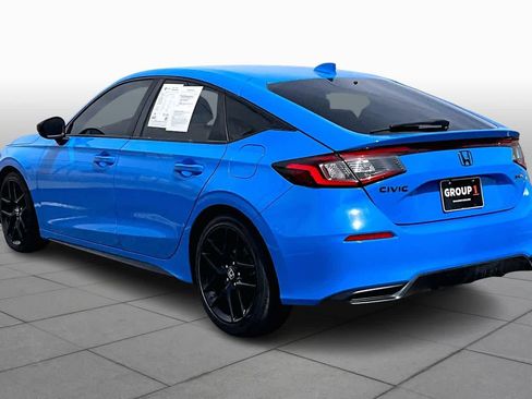 Used 2023 Honda Civic Sport image 11