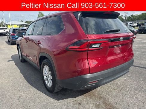 Used 2025 Toyota Grand Highlander AWD image 5