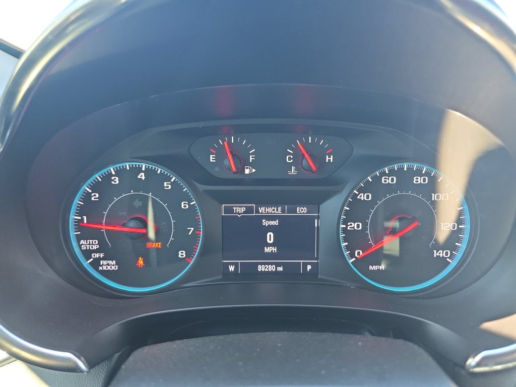 Used 2018 Chevrolet Malibu LT FWD image 25