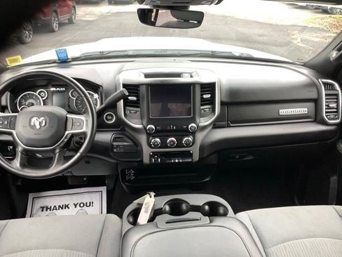 Used 2024 RAM 3500 Big Horn AWD/4WD image 24
