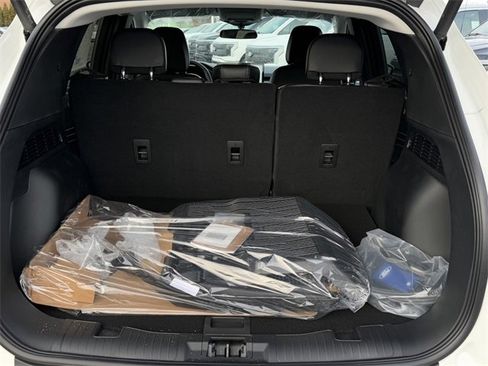 New 2026 Ford Escape Base image 4