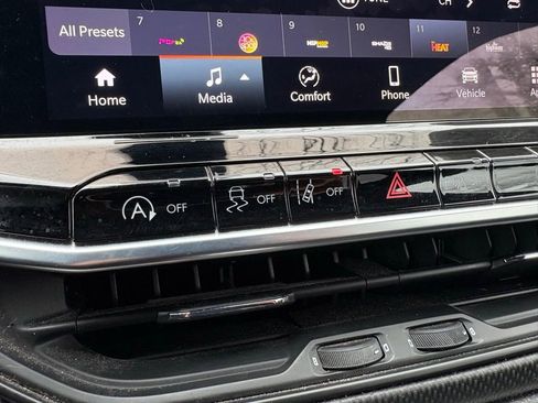 Used 2024 Jeep Compass Trailhawk image 41