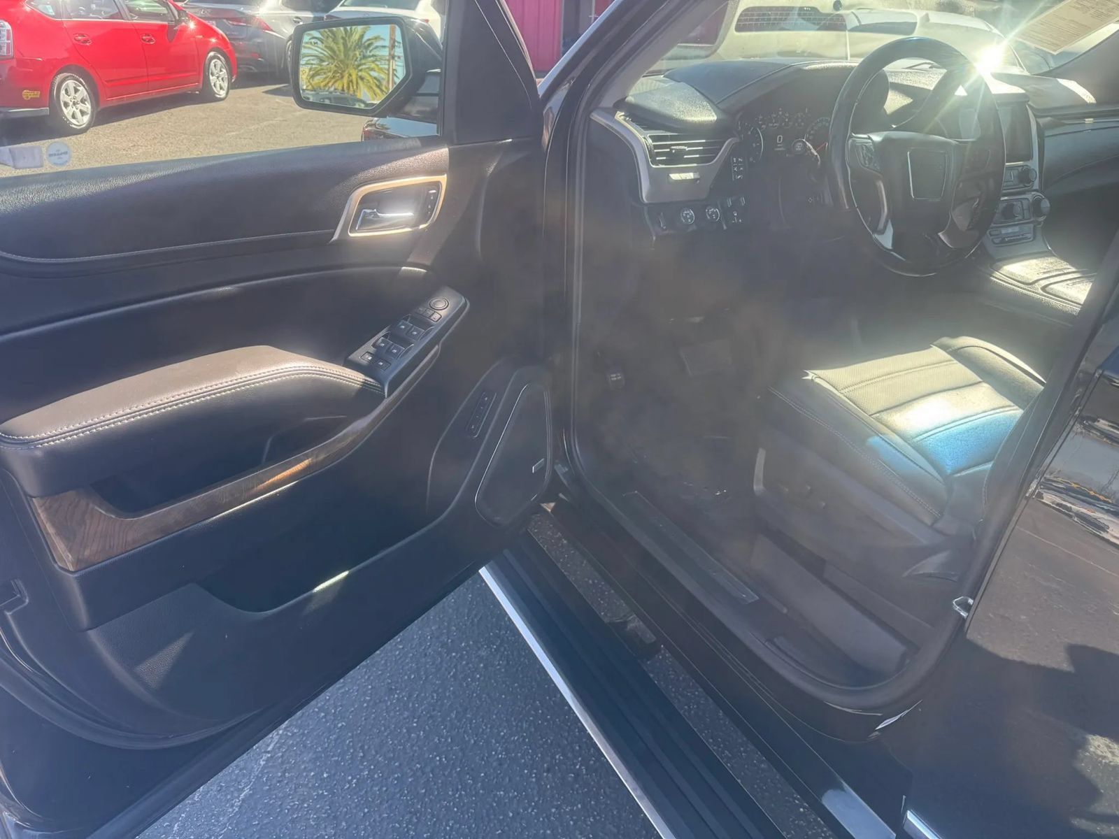 Used 2019 GMC Yukon Denali w/ Open Road Package AWD/4WD image 18