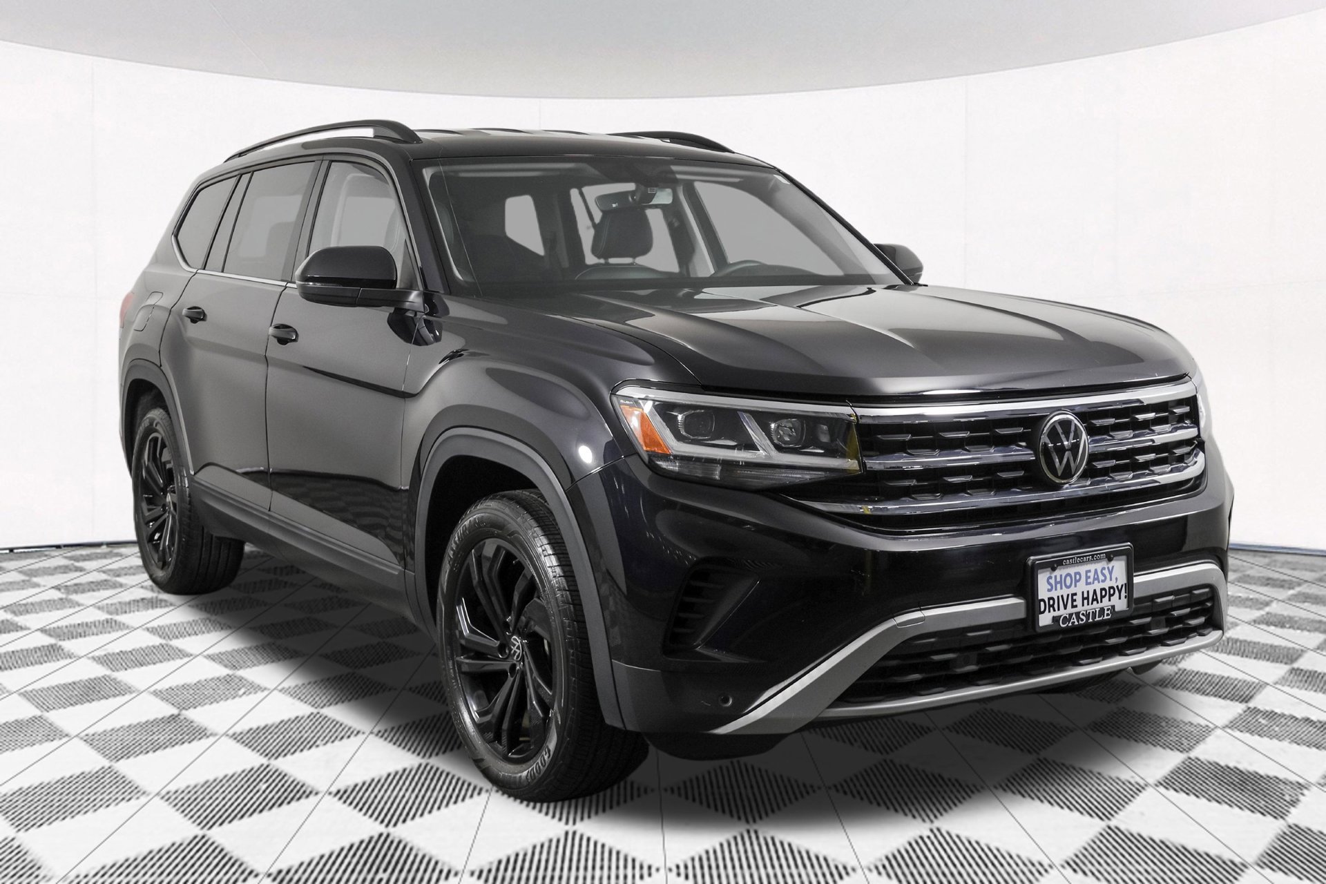 Used 2023 Volkswagen Atlas SE w/ Black Wheel Package AWD/4WD image 13