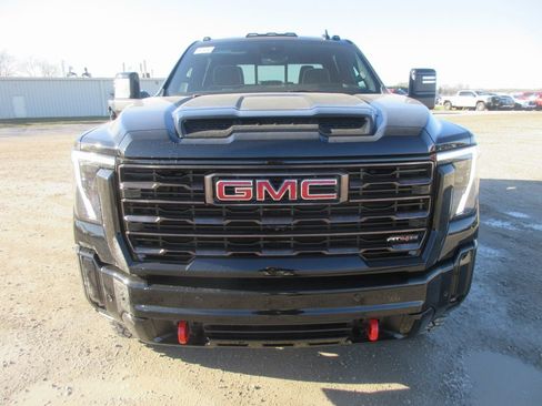 New 2026 GMC Sierra 2500 AT4X image 12