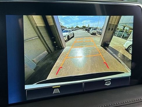 Used 2023 Chevrolet Suburban LT AWD/4WD image 23