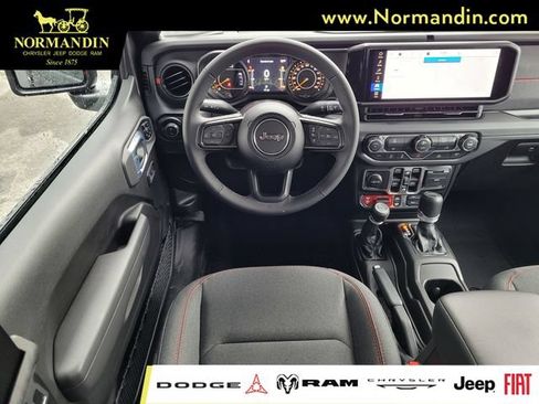 New 2026 Jeep Gladiator Rubicon AWD/4WD image 7