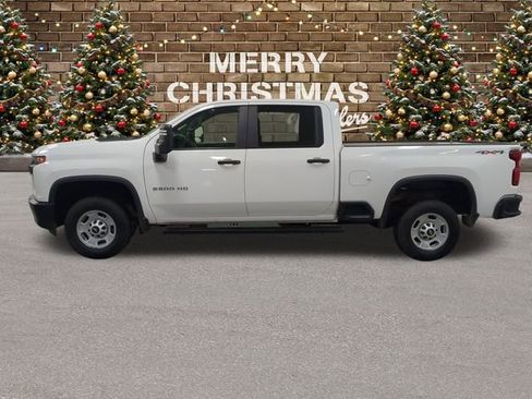 Used 2022 Chevrolet Silverado 2500 W/T w/ WT Convenience Package image 2