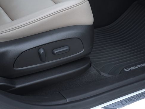 Used 2024 Chevrolet Blazer Premier w/ Driver Confidence II Package image 43