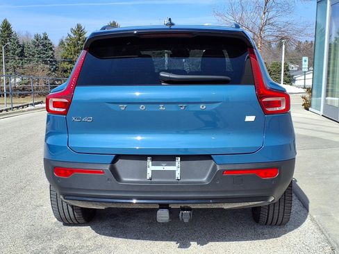 Certified 2023 Volvo XC40 Recharge Ultimate image 4