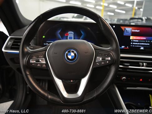 Used 2023 BMW i4 eDrive40 image 26