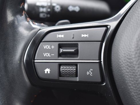 Used 2024 Honda CR-V Sport Touring image 7
