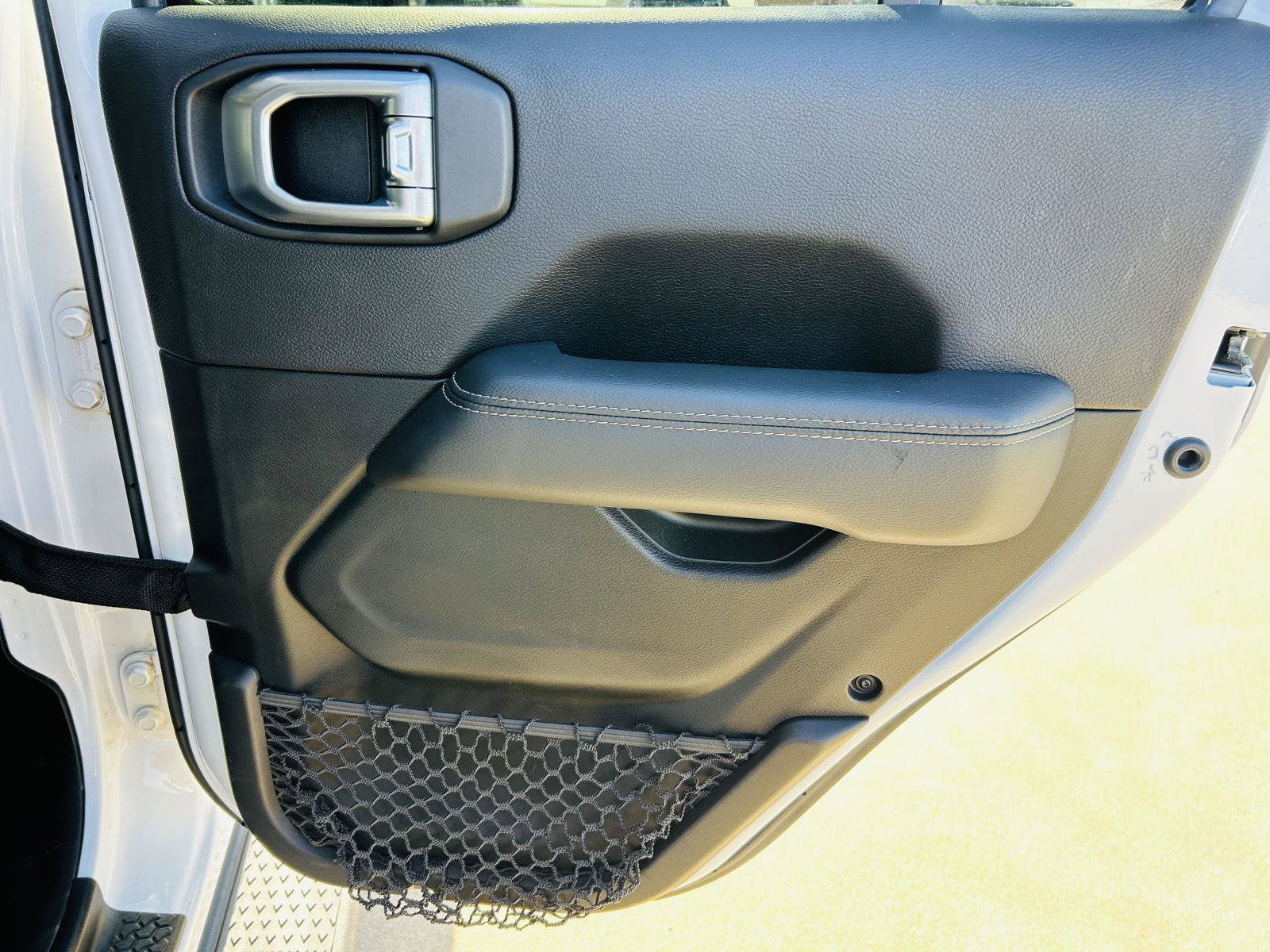 Used 2020 Jeep Gladiator Overland AWD/4WD image 25