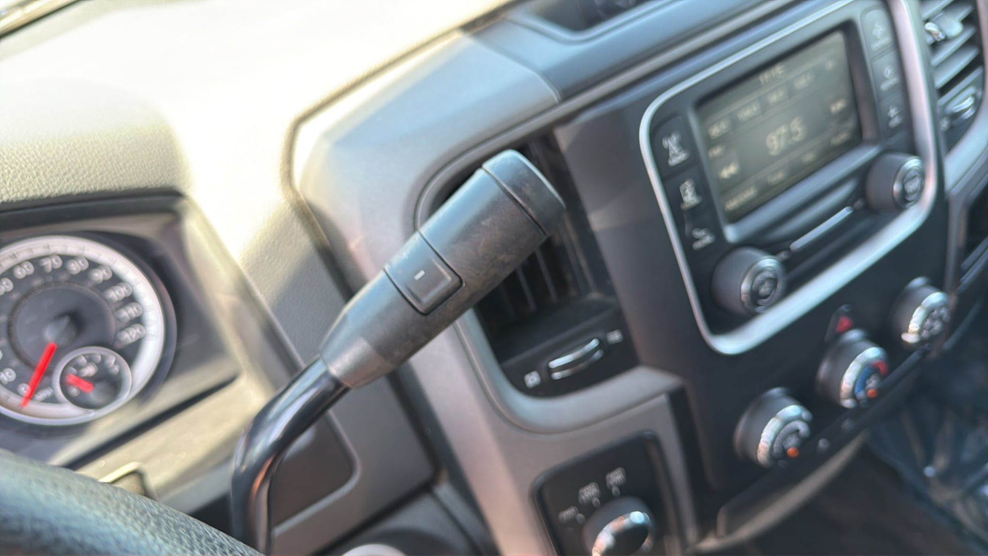 Used 2014 RAM 1500 Express AWD/4WD image 24