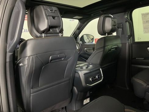 New 2026 Ford Expedition Tremor image 15