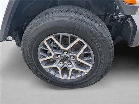 Used 2025 Jeep Wrangler Sahara image 22