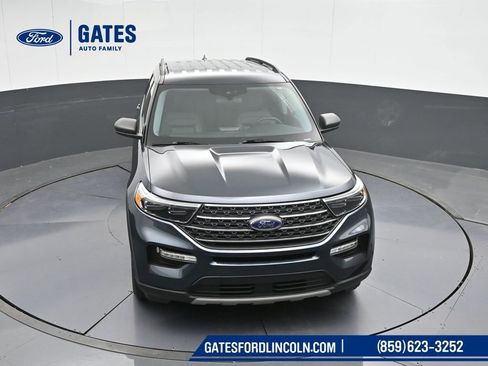 Used 2022 Ford Explorer XLT w/ Equipment Group 202A AWD/4WD image 54