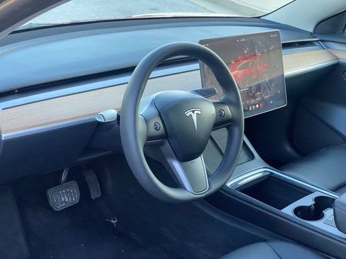 Used 2023 Tesla Model 3 Standard Range RWD image 10