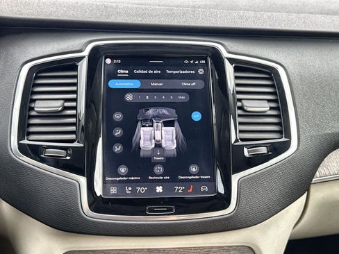 Certified 2024 Volvo XC90 T8 Plus AWD/4WD image 21