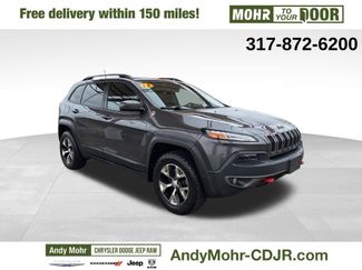 Used 2018 Jeep Cherokee Trailhawk w/ Cold Weather Group 360° Tour