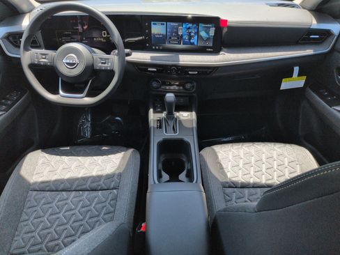 New 2026 Nissan Kicks SV FWD image 10