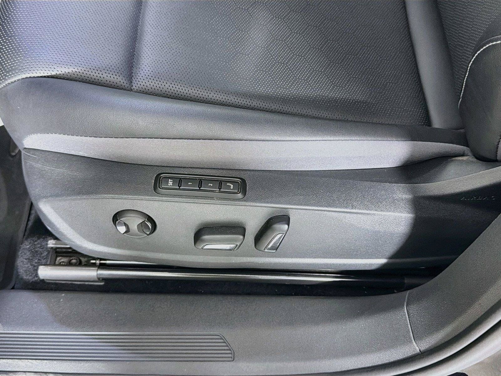 Certified 2024 Volkswagen ID.4 S RWD image 19