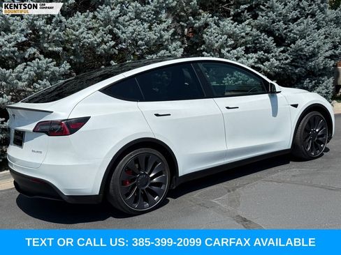 Used 2022 Tesla Model Y Performance AWD/4WD image 9