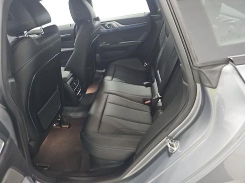 Used 2023 BMW i4 eDrive40 RWD image 9
