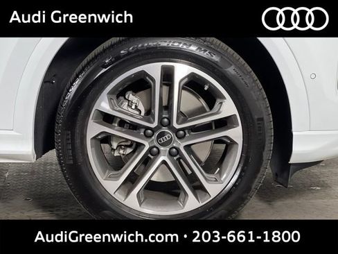 Certified 2025 Audi Q5 Premium w/ Convenience Package AWD/4WD image 9