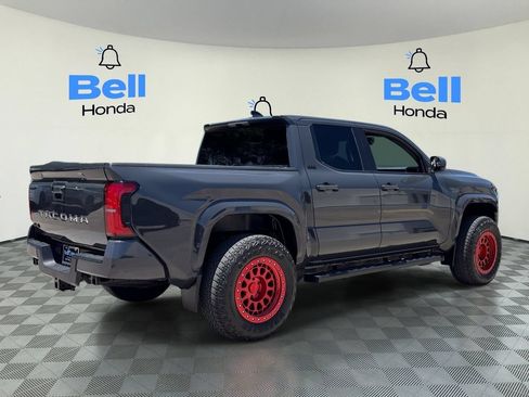 Used 2024 Toyota Tacoma SR5 AWD/4WD image 4