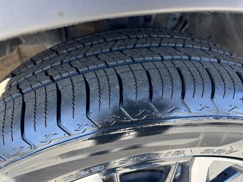 Used 2024 Toyota Crown XLE image 12