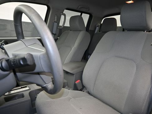 Used 2017 Nissan Frontier SV w/ SV Value Truck Package image 14