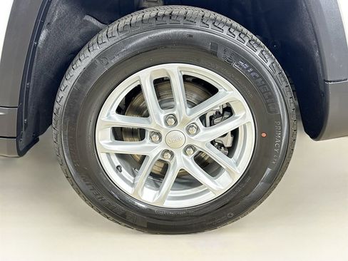 Certified 2023 Jeep Grand Cherokee L Laredo w/ Luxury Tech Group I image 26