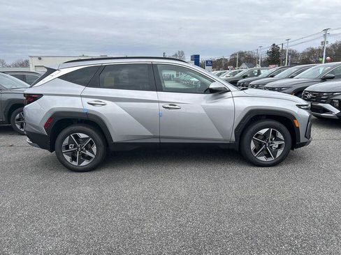 New 2026 Hyundai Tucson SEL image 2