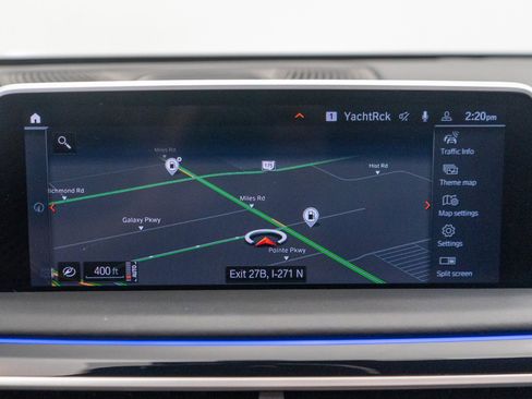 Used 2022 BMW ALPINA B7 xDrive w/ Luxury Rear Seating Package image 17