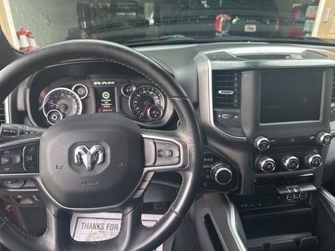 Used 2019 RAM 1500 Big Horn AWD/4WD image 11