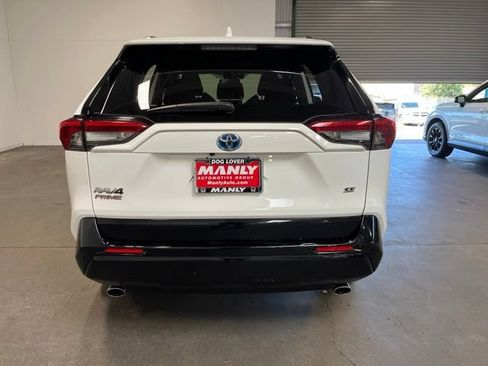 Used 2023 Toyota RAV4 SE w/ Weather & Moonroof Package AWD/4WD image 4