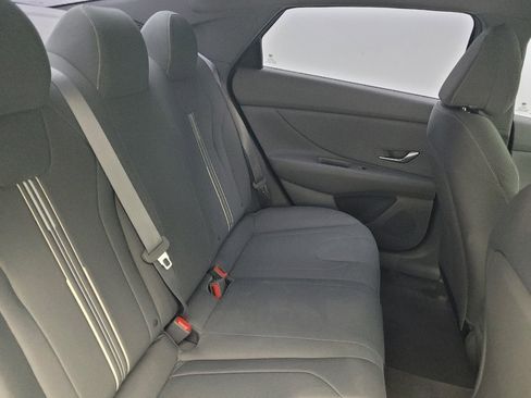Used 2021 Hyundai Elantra SEL FWD image 19