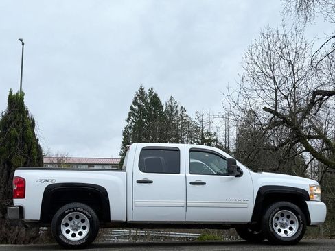 Used 2010 Chevrolet Silverado 1500 LT w/ Power Pack Plus image 12