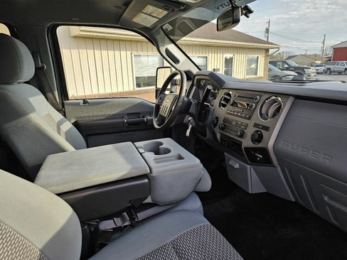 Used 2012 Ford F250 XLT w/ XLT Premium Pkg image 21