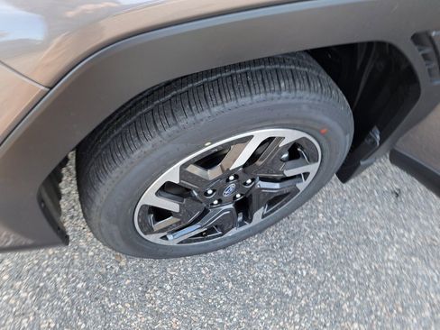 New 2025 Subaru Forester Limited image 18