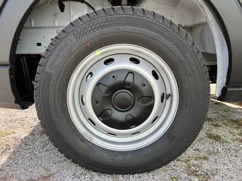 New 2026 Ford Transit 250 148 Medium Roof w/ Load Area Protection Package image 14