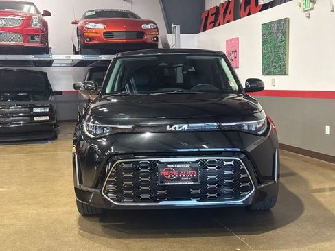 Used 2023 Kia Soul GT-Line w/ GT-Line Technology Package FWD image 5